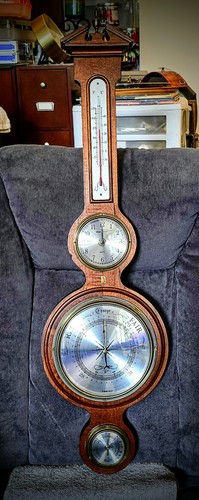 Howard miller barometer - howard,