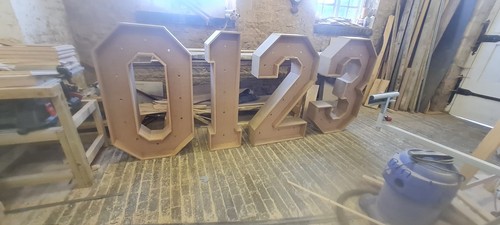 4ft numbers and letters - numbers,