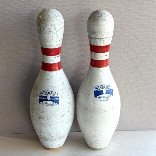 Pair used bowling pins - bowling,