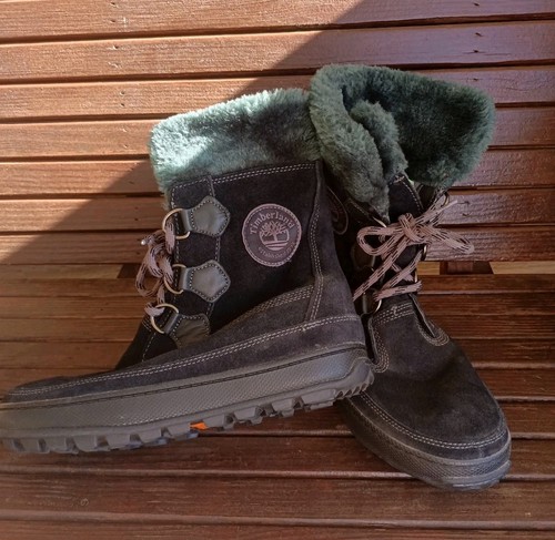 Timberland womens size 8m - ,
