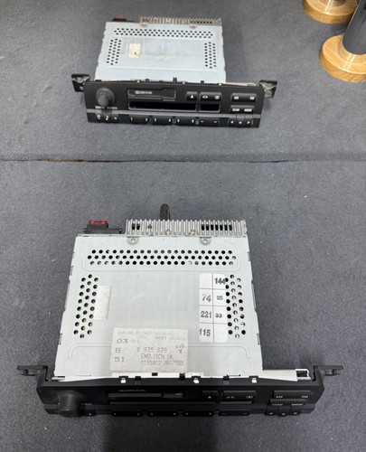 Genuine bmw e46 car radio - car,