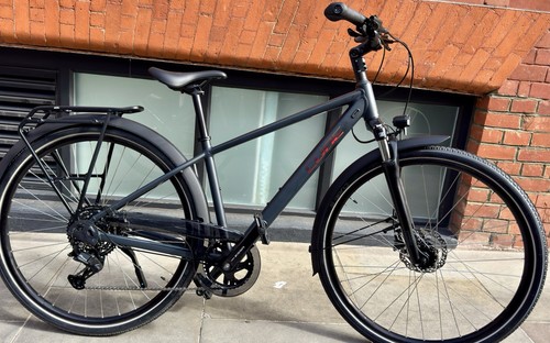 Cube touring one - cube,