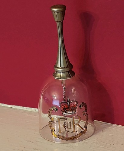 Vintage 1977 queen - vintage,