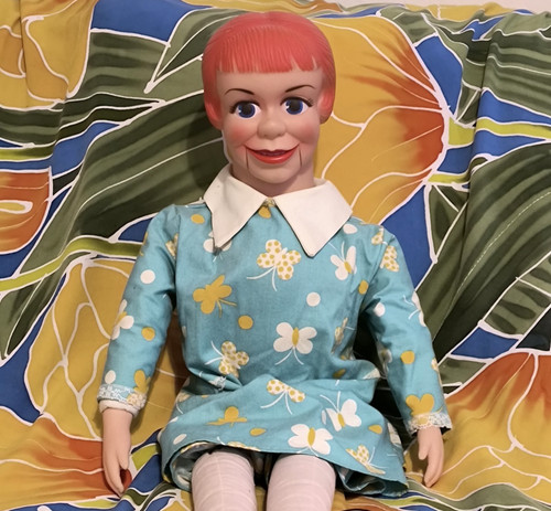 Working hayley hara - hayley, 28"