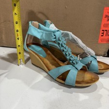 Patrizia “ARTICLE POPPY”