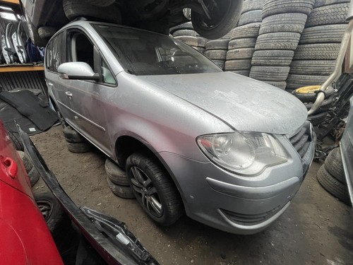 Touran tdi auto bkd - touran, 2.0