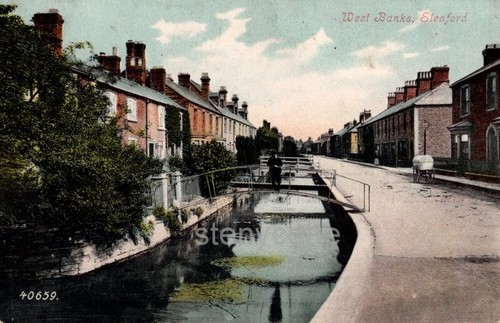 Sleaford west banks unusual - west, banks.