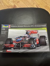 Revell 1:24 Vodafone McLaren