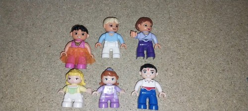 Duplo princess and prince