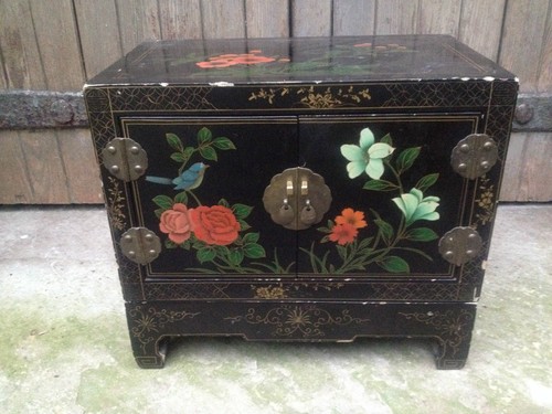 Superb painted black lacquer - superb,