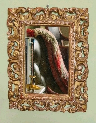 Stunning carved giltwood - stunning,