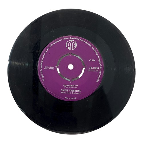 Dickie valentine roundabout - dickie,