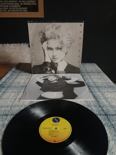 Madonna debut - -, (debut