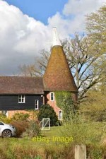 Photo 6x4 Forsham Farm Oast