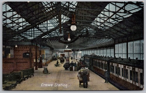 Crewe railway station - crewe,