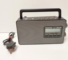 Panasonic RF-D10 DAB/FM Portable Radio - Black, Battery & Mains Powered. Working