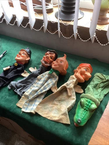 Vintage hand puppets punch - hand, x5