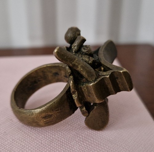 Rare vintage brass - rare, ring