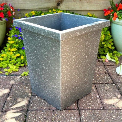 Tall square planter - square, 13.5l