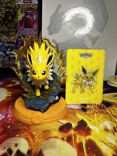 Pokemon jolteon eevee - pokemon,