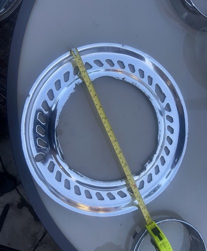 Classic wheel trim one - wheel,