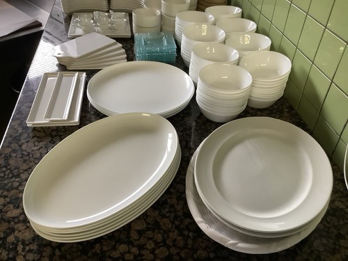 Restaurant crockery - restaurant,