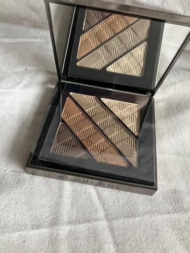 Burberry eyeshadow quad - ,