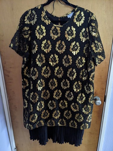 Sandi dee vintage - dee, gold