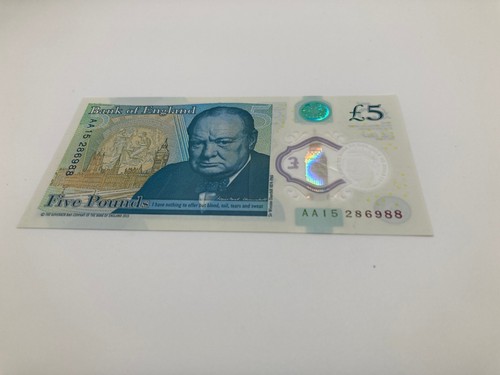 Aa15 286988 five pound - five,