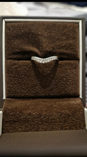 18ct gold diamonds ring