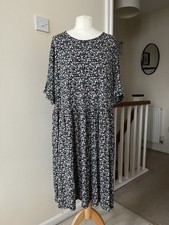 Simply Be Floral Smock Dress. Size 24.