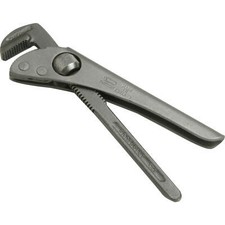 Footprint Pipe Wrench