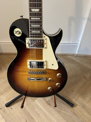 Electric guitar - electric,