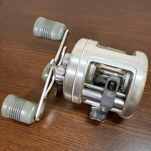 Shimano calcutta 100 silver - shimano, 92