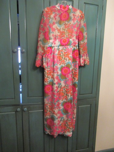 1980 silk floral - silk,