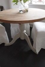 Lovely Solid Oak Round Pedestal Table. Base painted Neptune 'Driftwood'