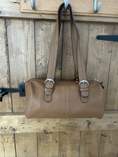 Tignanello Tan Pebble Leather Handbag With Silver Hardware Good Condition