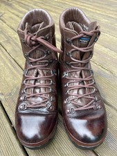 Altberg Defender Boots 8 M