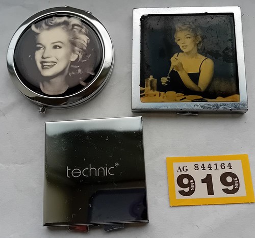 Vintage handbag compact double