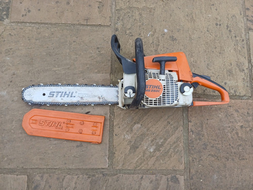 Stihl chainsaw 250c - chainsaw,