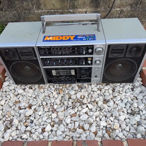 Realistic modulaire 800 retro - realistic,