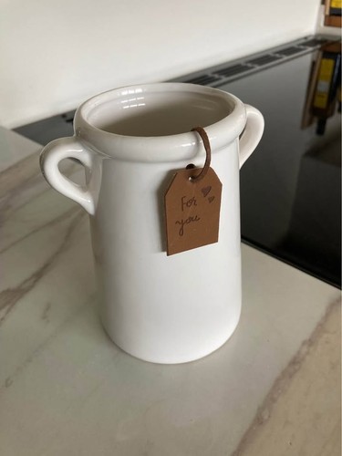 White ceramic milk churn vase - white,