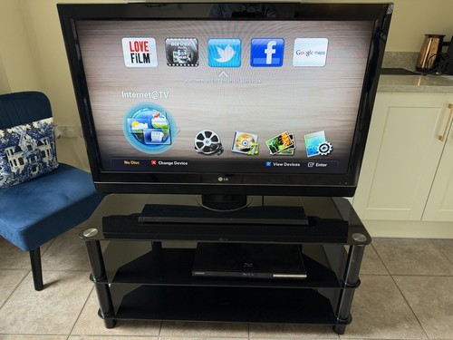 Complete setup 42inch tv - complete,