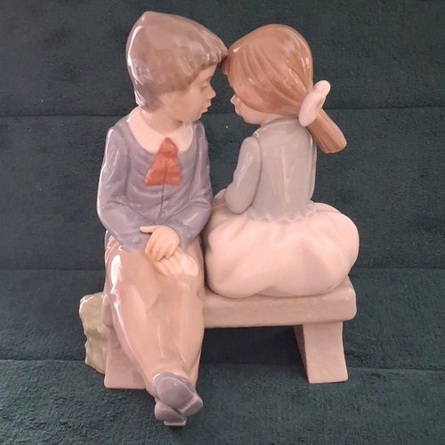 Nao lladro 1136 first love - 1136,
