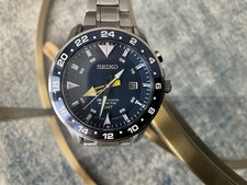 Mens Seiko Sportura GMT Kinetic Watch 5M85-0AA0 SUN017P1 Box And Papers