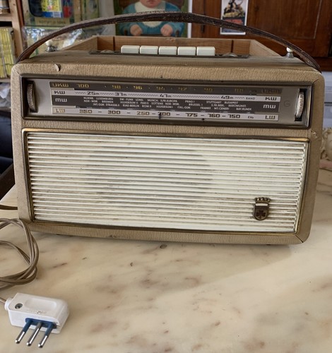 Vintage radio grundig concert - vintage,