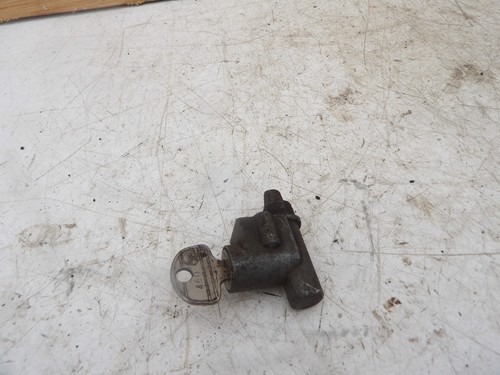Suzuki 750 seat lock - gs,