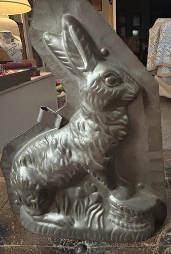 Antique easter rabbit - 8.5”,