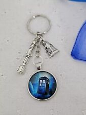 DR DOCTOR WHO DALEK TARDIS KEYRING POLICE BOX SONIC SCREWDRIVER WITH GIFT BAG