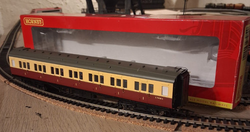 Hornby blood custard - br, &